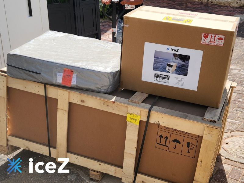 קופסאות וארגזים של אמבטיית קרח לרגליים מבית ICEZ